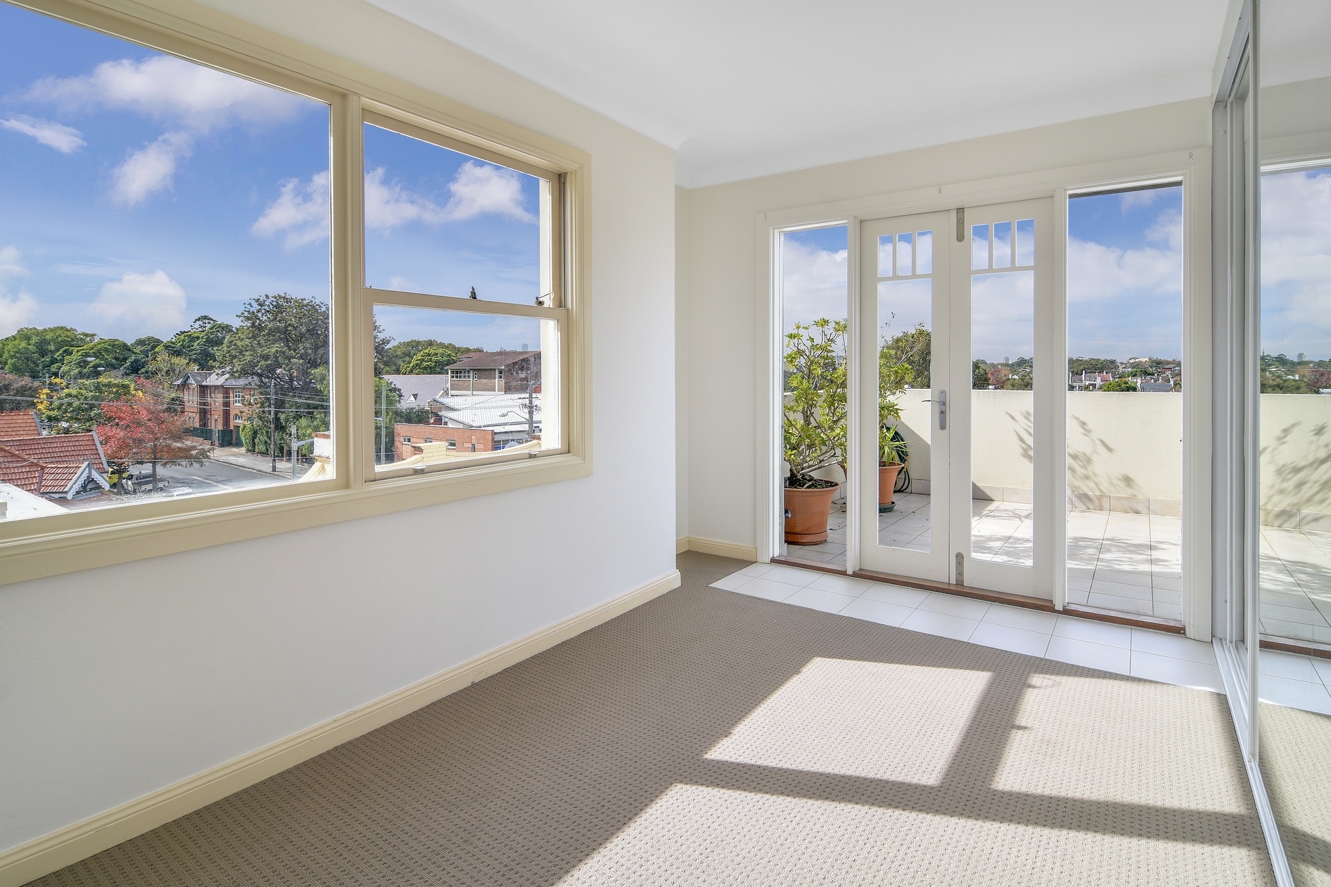 Apartment Leased 16/9296 Percival Road, Stanmore